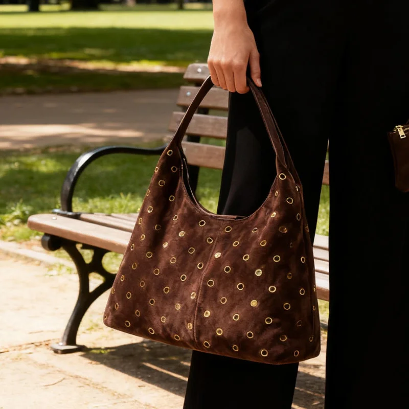 スエードメタルスタッズ付きトートバッグ、お揃いの財布付き、女 - Women Bags With Wallet のレビューと価格