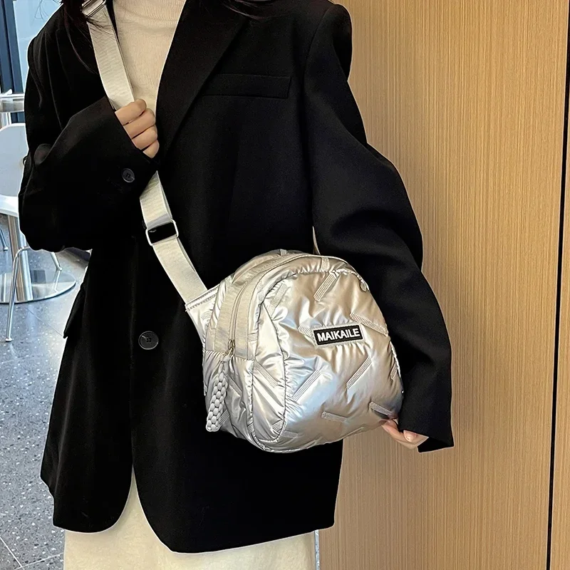 ジッパー付きソリッドPUスイートレディースクロスボディバッグ - Women Bags Sale のレビューと価格