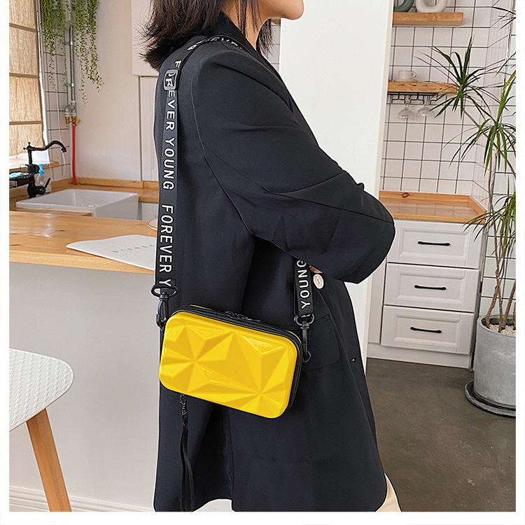 新型7インチPC Lage小型スクエアハードシェルバッグ レ - Women'S Elle Bags のレビューと価格